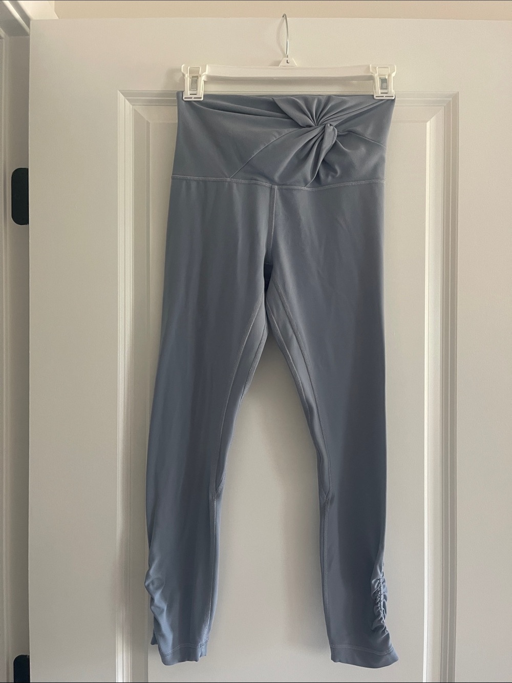 Lululemon High-Waist Knot Active Leggings - Steel Blue